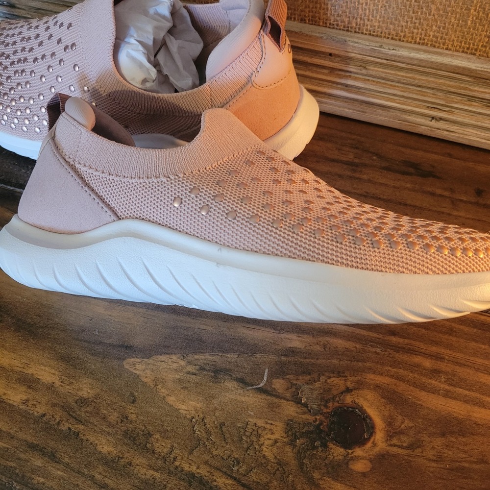 Clark's Nova Grove‎ Peach Slide on Sneakers Studs Women's Size 7 Wide NIB - Picture 7 of 9